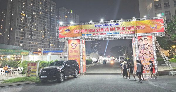 Chợ đêm mở nhạc lớn, cư dân chung cư TP.HCM: 'Đóng kín cửa vẫn rung bần bật'