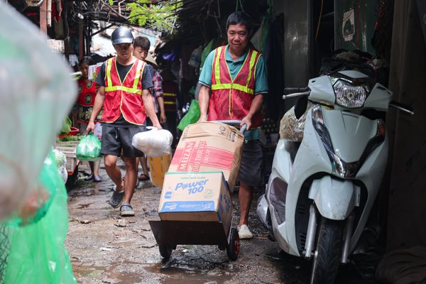 Chợ Kim Liên sắp đóng cửa, gần 200 tiểu thương thấp thỏm tìm kế sinh nhai