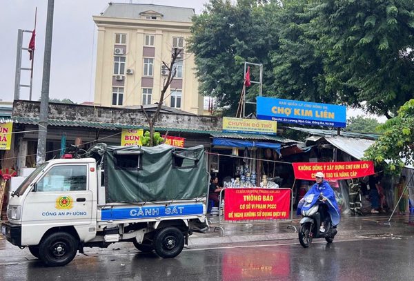 Chợ lâu đời ở Hà Nội đóng cửa sau 34 năm