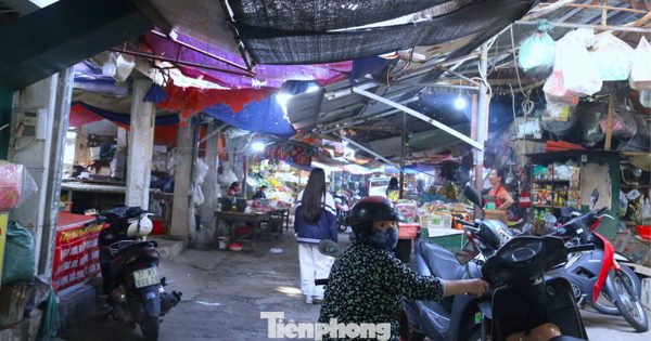 Chợ ở Nghệ An: Nơi xuống cấp, nơi xây tiền tỷ lại bỏ hoang