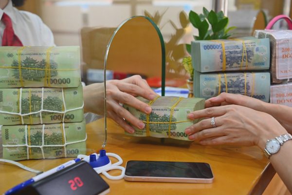 Cho vay bằng ngoại tệ ở TPHCM, Đồng Nai tăng cao