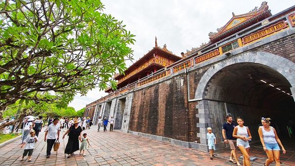 Chờ xung lực mới cho du lịch Việt Nam