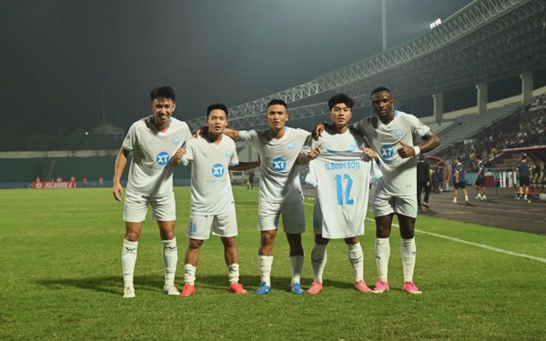 Chơi thiếu người, Xuân Thiện Phú Thọ giữ lại 1 điểm trước Khatoco Khánh Hòa
