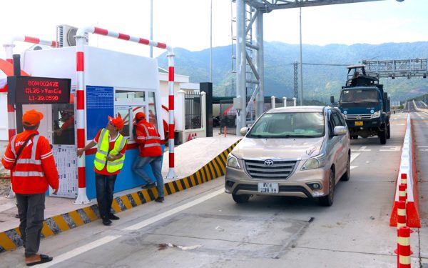 Chọn quốc lộ thay vì cao tốc: Đã dễ cho tài xế chưa, từ mức phí, cách phạt, biển báo?