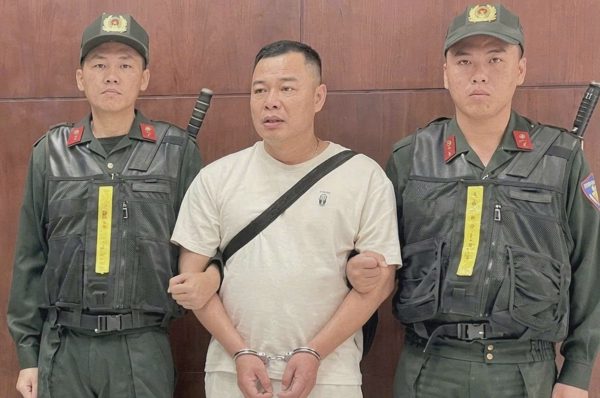 Chồng cũ của TikToker Hằng Du Mục bị bắt