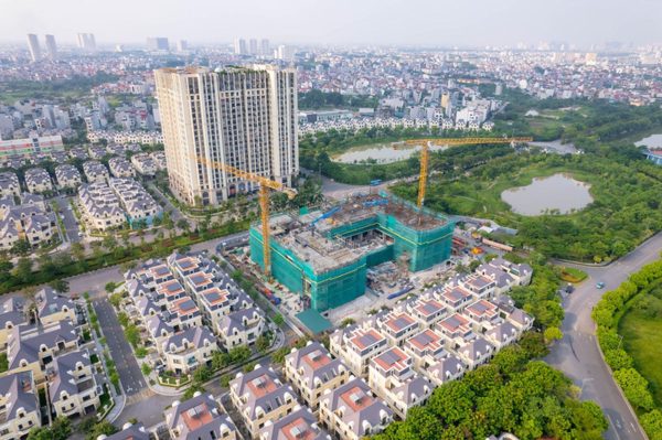 Chủ đầu tư dè chừng bung hàng, nguồn cung chung cư Hà Nội giảm mạnh