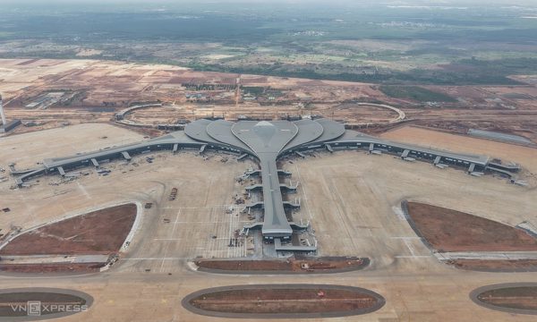 Chủ đầu tư sân bay Long Thành giảm lãi sau kiểm toán