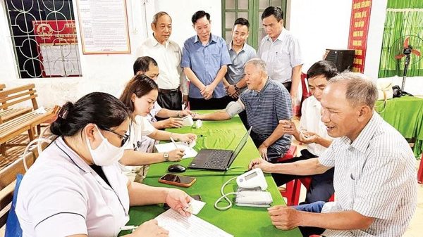 Chủ động chăm sóc sức khỏe người dân