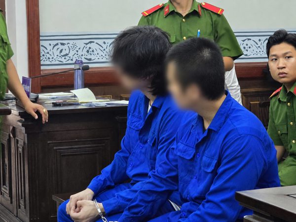 Chủ nhà hàng Hàn Quốc bị đồng hương đánh chết bằng bình khí cười