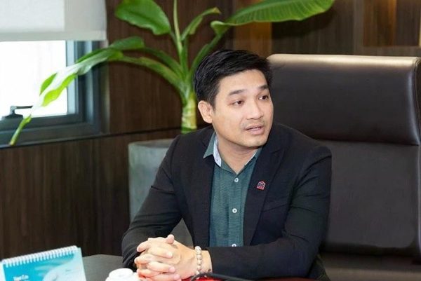 Chủ tịch công ty làm gì khi bị bán giải chấp cổ phiếu?