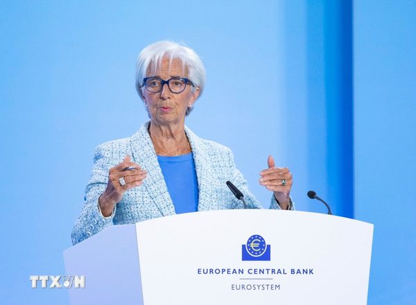 Chủ tịch ECB: Lãi suất không nhất thiết tăng theo giá năng lượng