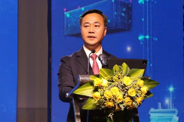 Chủ tịch Khánh Hòa cam kết xử lý đến cùng kiến nghị của doanh nghiệp