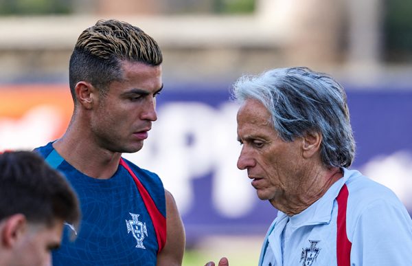 Chủ tịch LĐBĐ Bồ Đào Nha: 'Jorge Jesus hay bất kì ai cũng mong Ronaldo quay lại'