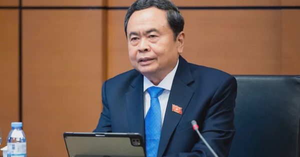 Chủ tịch Quốc hội: Cán bộ phải quyết đoán, quyết liệt, quyết tâm và quyết làm