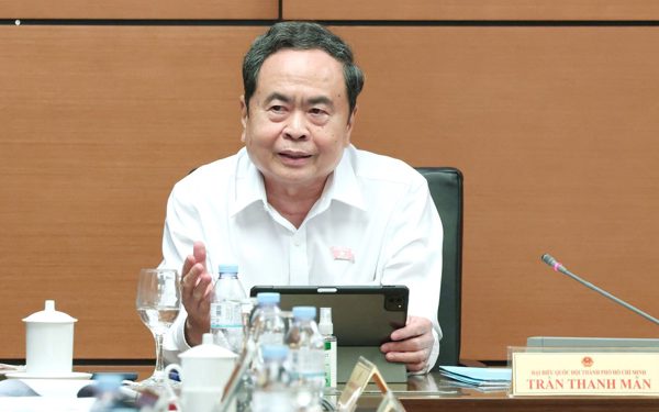 Chủ tịch Quốc hội: Đánh giá tác động cụ thể với từng nhóm hộ gia đình khi áp dụng giá điện giờ cao, thấp điểm