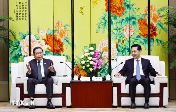 Chủ tịch Quốc hội đề nghị tỉnh Thiểm Tây đẩy mạnh hợp tác với Hưng Yên