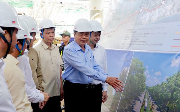 Chủ tịch Quốc hội: Phải giúp nhà đầu tư nhiều hơn để kịp APEC 2027