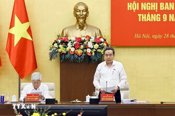 Chủ tịch Quốc hội Trần Thanh Mẫn chủ trì Hội nghị Ban Thường vụ Đảng ủy Quốc hội