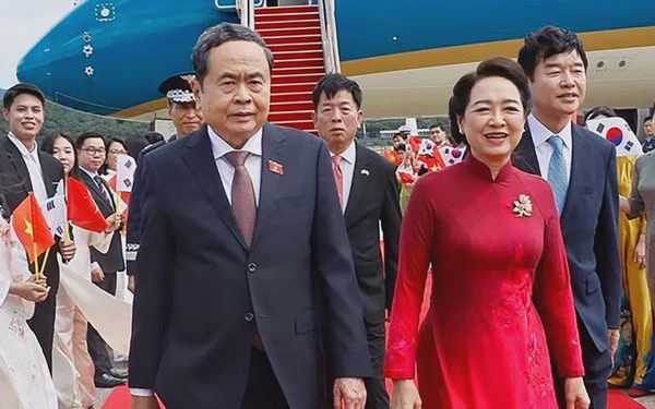 Chủ tịch Quốc hội Trần Thanh Mẫn đã đến Seoul, bắt đầu thăm chính thức Hàn Quốc