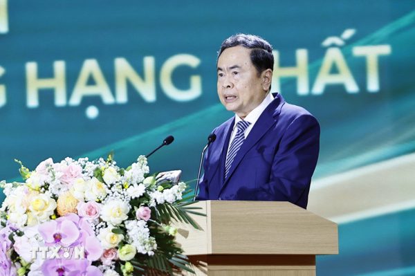 Chủ tịch Quốc hội Trần Thanh Mẫn: Đưa tri thức từ giảng đường đến đồng ruộng