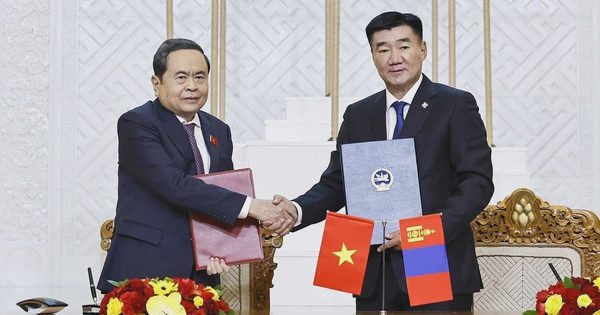 Chủ tịch Quốc hội Trần Thanh Mẫn hội đàm với Chủ tịch Quốc hội Mông Cổ