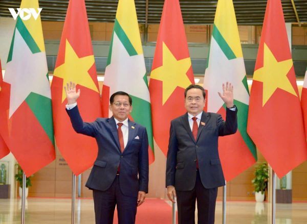 Chủ tịch Quốc hội Trần Thanh Mẫn hội kiến Tổng thống Myanmar Min Aung Hlaing