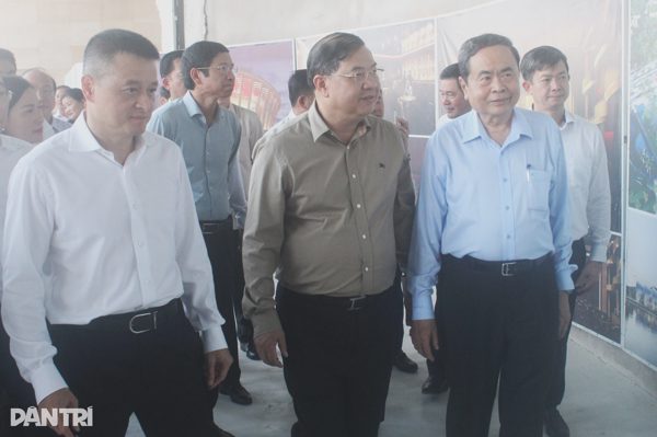 Chủ tịch Quốc hội Trần Thanh Mẫn kiểm tra các công trình phục vụ APEC 2027