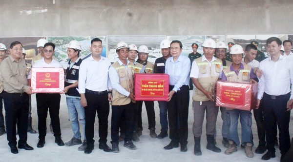 Chủ tịch Quốc hội Trần Thanh Mẫn kiểm tra tiến độ hơn 20 công trình APEC 2027