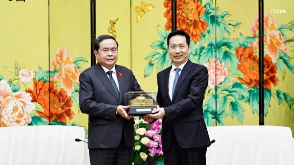 Chủ tịch Quốc hội Trần Thanh Mẫn tiếp Bí thư Tỉnh ủy Thiểm Tây