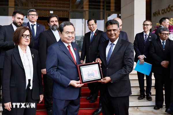 Chủ tịch Quốc hội Trần Thanh Mẫn tiếp Đoàn lãnh đạo các tổ chức kiểm toán quốc tế