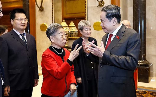 Chủ tịch Quốc hội Trần Thanh Mẫn tiếp nhân sĩ hữu nghị, thăm Bảo tàng Lịch sử Đảng Cộng sản Trung Quốc