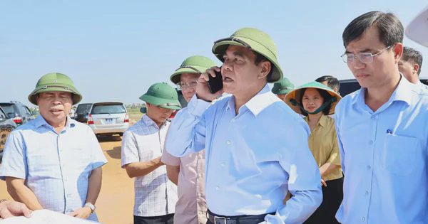 Chủ tịch tỉnh Nghệ An gọi điện đôn đốc nhà thầu ngay tại công trường