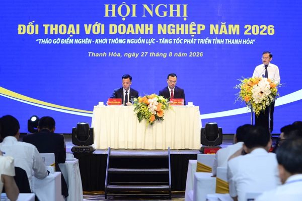 Chủ tịch tỉnh Thanh Hóa: “Nghĩ, làm và thành công cùng doanh nghiệp”
