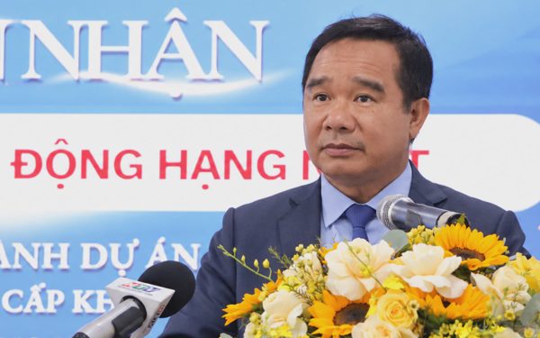 Chủ tịch UBND TP.HCM: Máy móc hiện đại đến đâu cũng không thay thế được vai trò người thầy thuốc