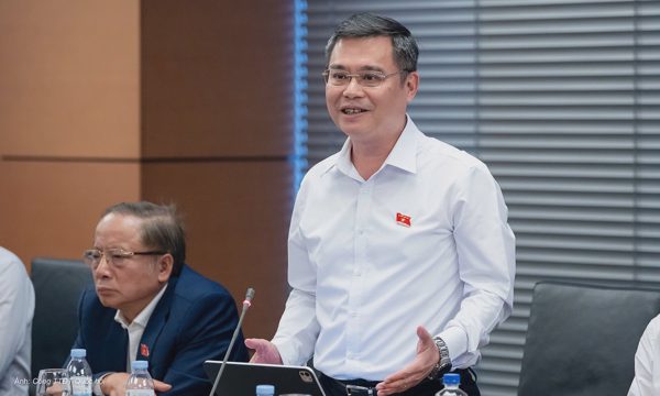 Chủ tịch Vietcombank cam kết giảm tối thiểu 2% lãi suất cho vay