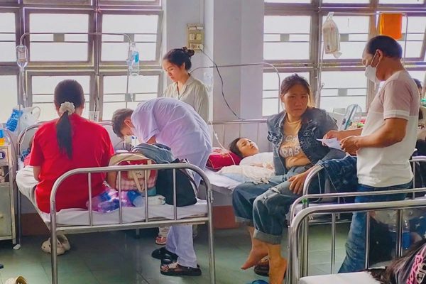 Chủ tiệm bị phạt 100 triệu đồng sau vụ 254 người ngộ độc