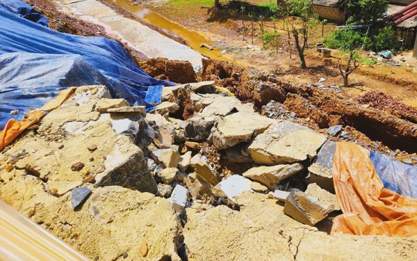 Chưa bàn giao, công trình chống sạt lở hơn 44 tỉ đồng đã hư hỏng