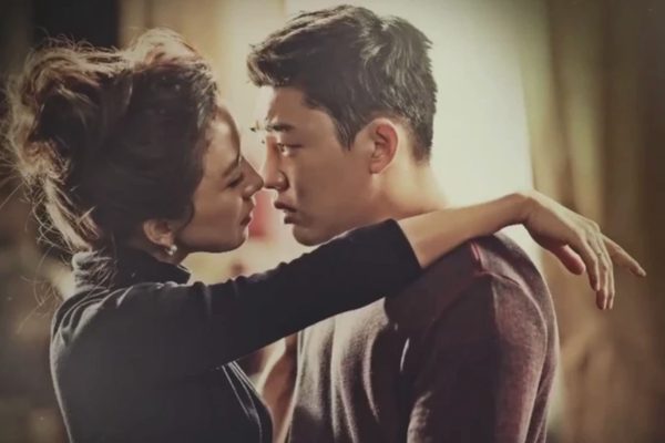 Chưa kịp mừng vì con trai dẫn bạn gái về ra mắt, tôi sững sờ khi thấy cô ấy
