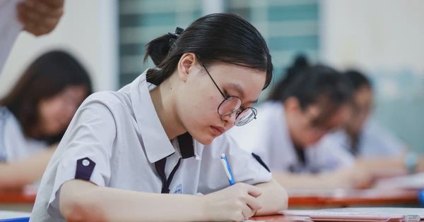 Chưa thí điểm thi tốt nghiệp THPT trên máy tính vào 2027