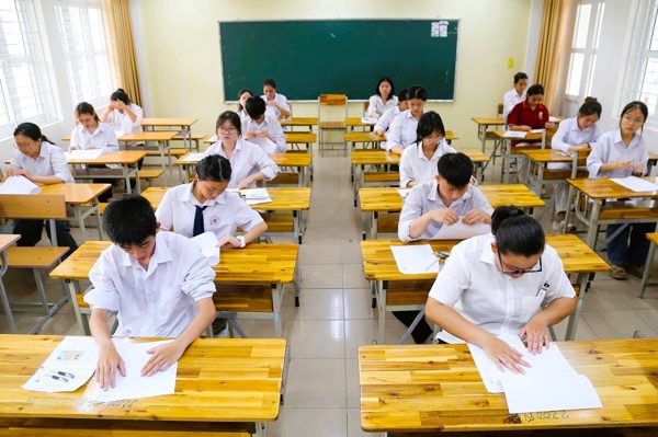 Chưa thí điểm thi tốt nghiệp THPT trên máy tính vào năm 2027