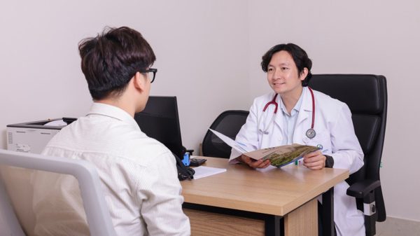 Chuẩn bị cho tuổi già từ tuổi 40: Làm gì để duy trì khả năng sống khỏe, tự chủ?