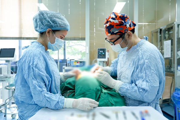 Chuẩn hóa phẫu thuật căng da mặt tại BVTM DR.Hải Lê