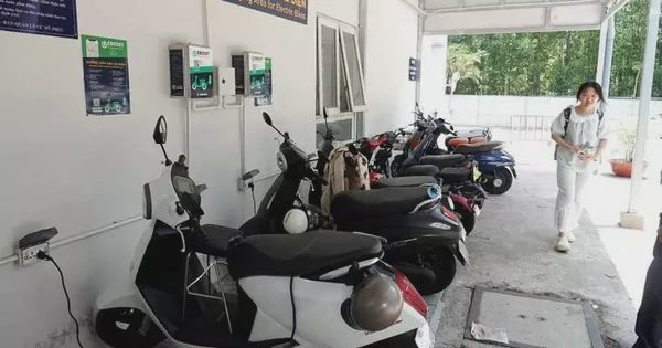 Chung cư Hà Nội loay hoay tìm chỗ sạc xe điện