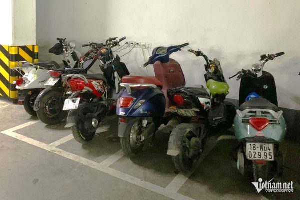 Chung cư ở Hà Nội trước sức ép xe điện: Không phải cứ lắp thêm ổ sạc là xong