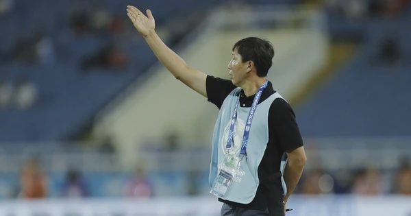 Chung kết lượt về ASEAN Cup 2026 đại chiến Thái Lan, HLV Kim Sang-sik còn bất ngờ nào nữa?