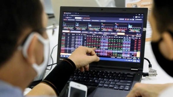 Chứng khoán ngày 14/9: VN-Index tiếp tục giảm, khối ngoại đảo chiều mua ròng hơn 812 tỷ đồng