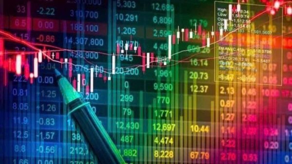Chứng khoán ngày 17/9: Cổ phiếu ngân hàng, chứng khoán dẫn nhịp, VN-Index vượt 1.820 điểm