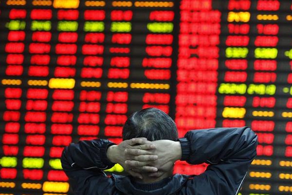 Chứng khoán Trung Quốc 'bốc hơi' 3.500 tỷ USD và nỗi lo lớn hơn sự sụt giảm tỷ USD