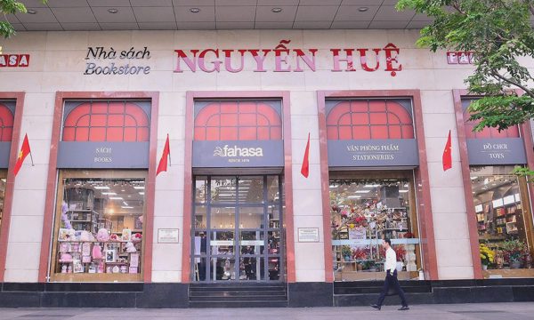 Chuỗi nhà sách lớn nhất cả nước mỗi ngày thu chục tỷ đồng