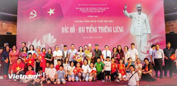 Chương trình đặc biệt “Bác Hồ - Hai tiếng thiêng liêng” ở Bảo tàng Hồ Chí Minh